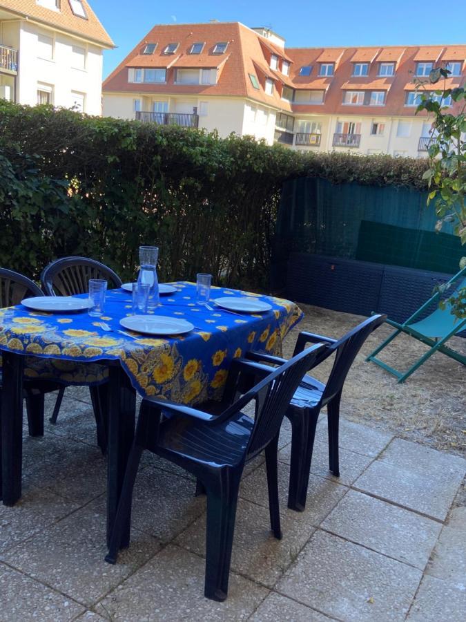 Appartamento 2 Pieces Avec Jardin ! Villers-sur-Mer Esterno foto